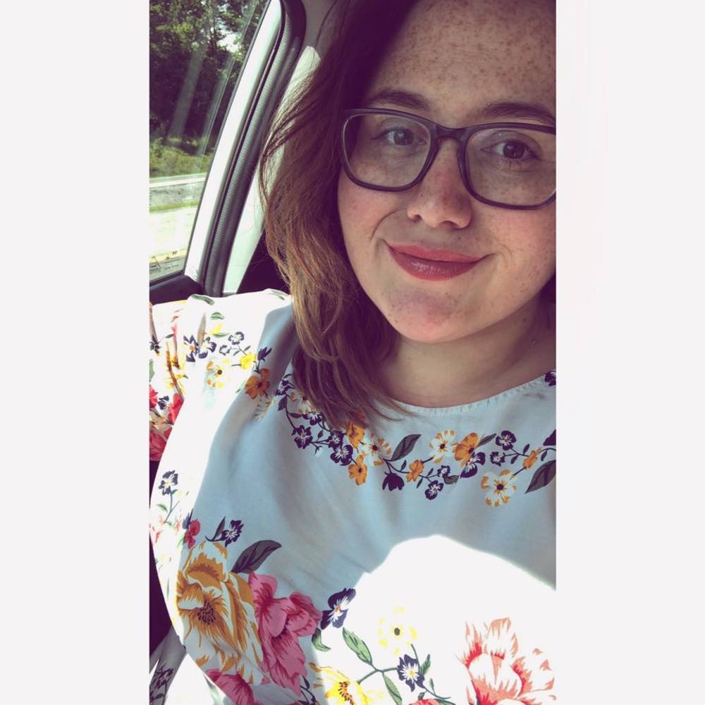 Meet your Posher, Danielle